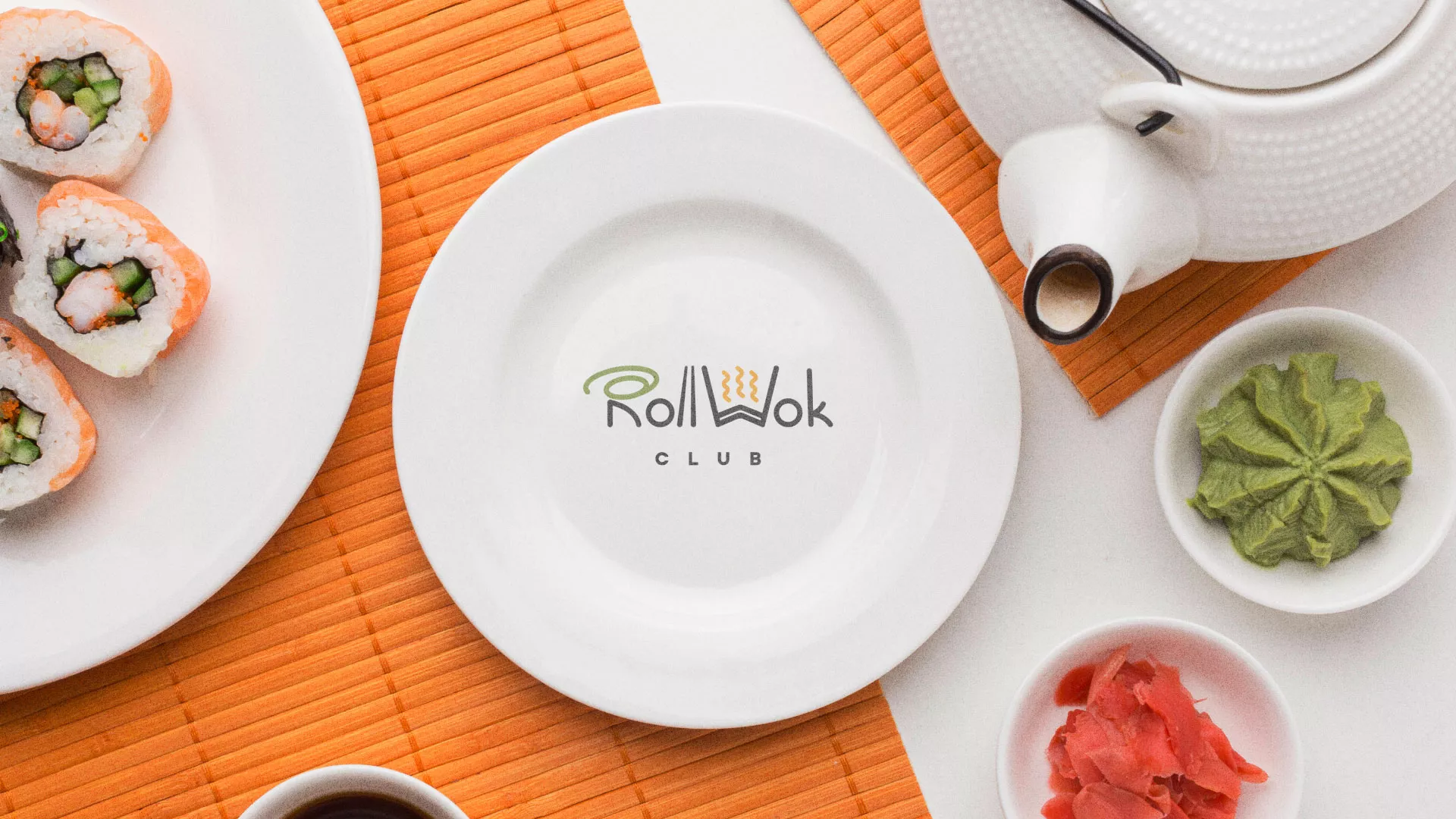 Разработка логотипа и фирменного стиля в Весьегонске для суши-бара «Roll Wok Club»